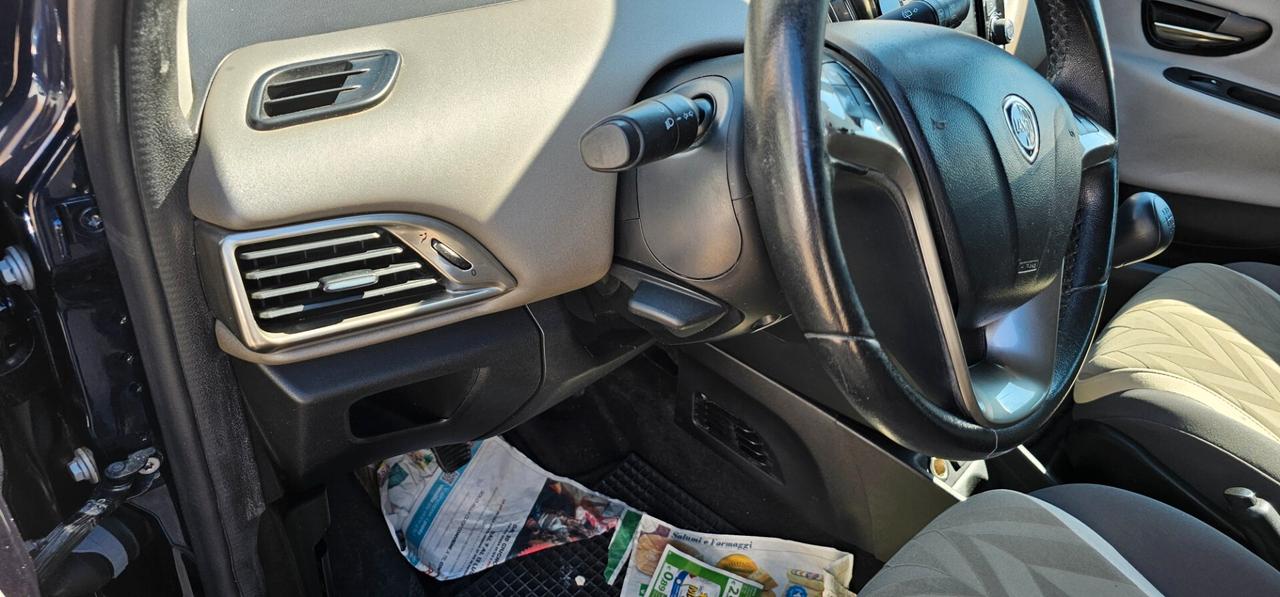 Lancia Ypsilon 1.3 MJT 16V 95 CV 5 porte S&S Gold