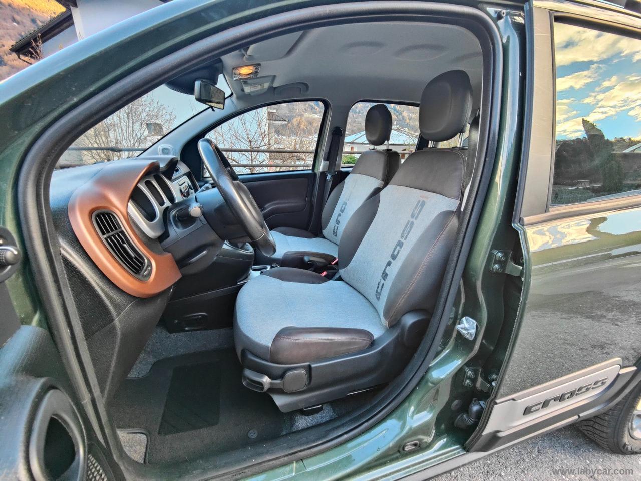 FIAT Panda Cross 4x4 GANCIO TRAINO