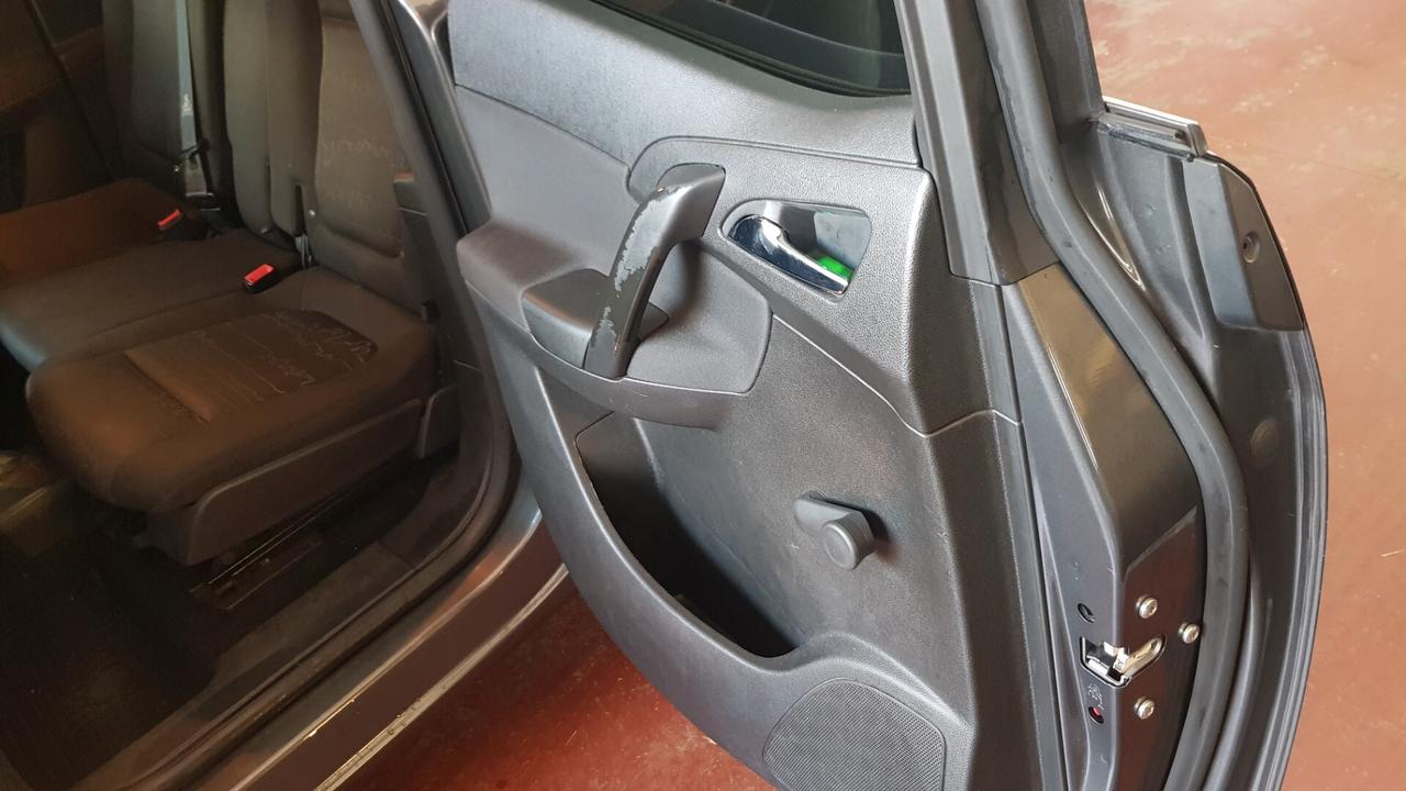 Opel Meriva CATENA E FRIZIONE NUOVE!!!