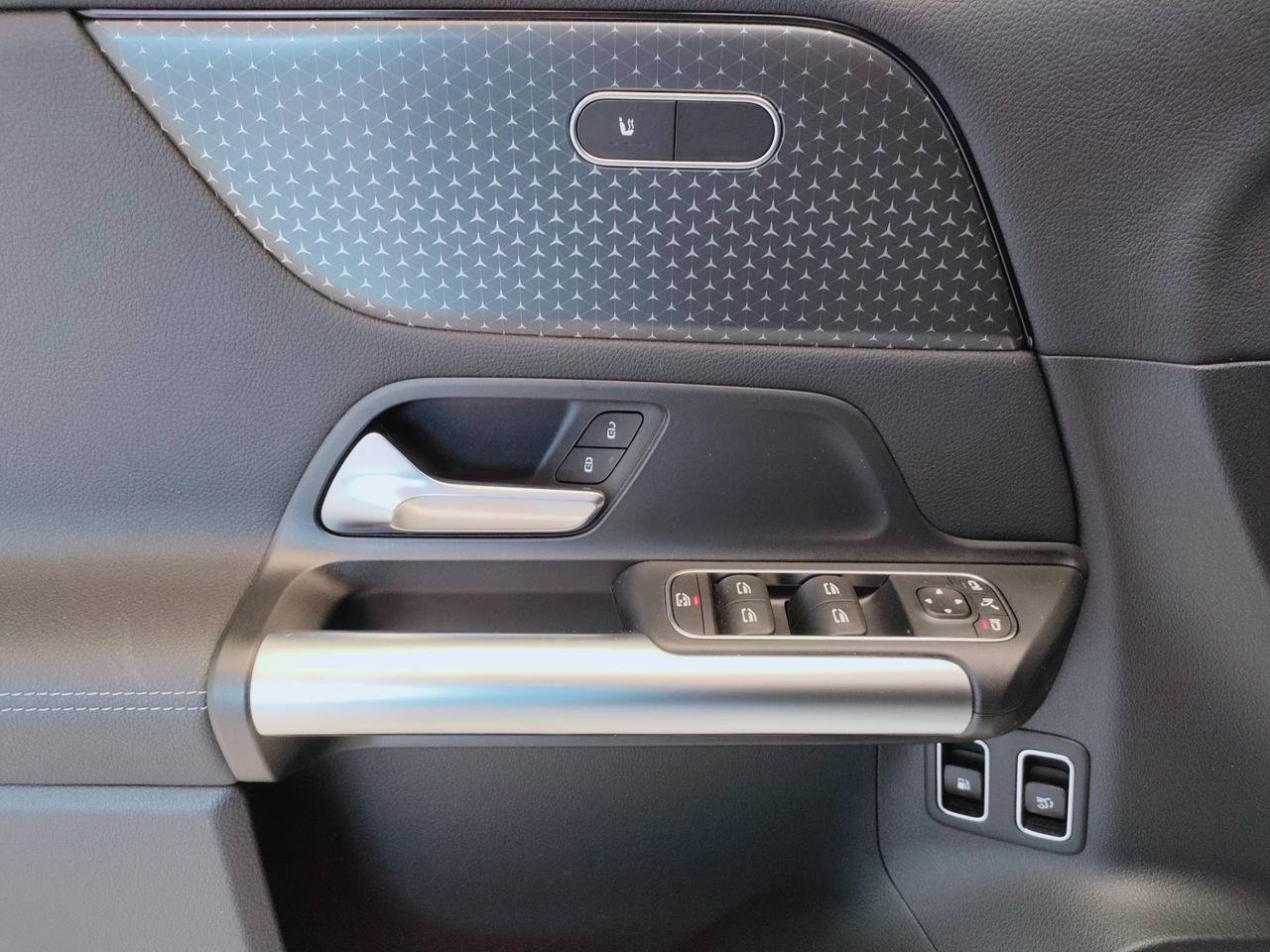 Mercedes-Benz Classe B - W247 2023 - B 250 e phev Progressive Advanced auto