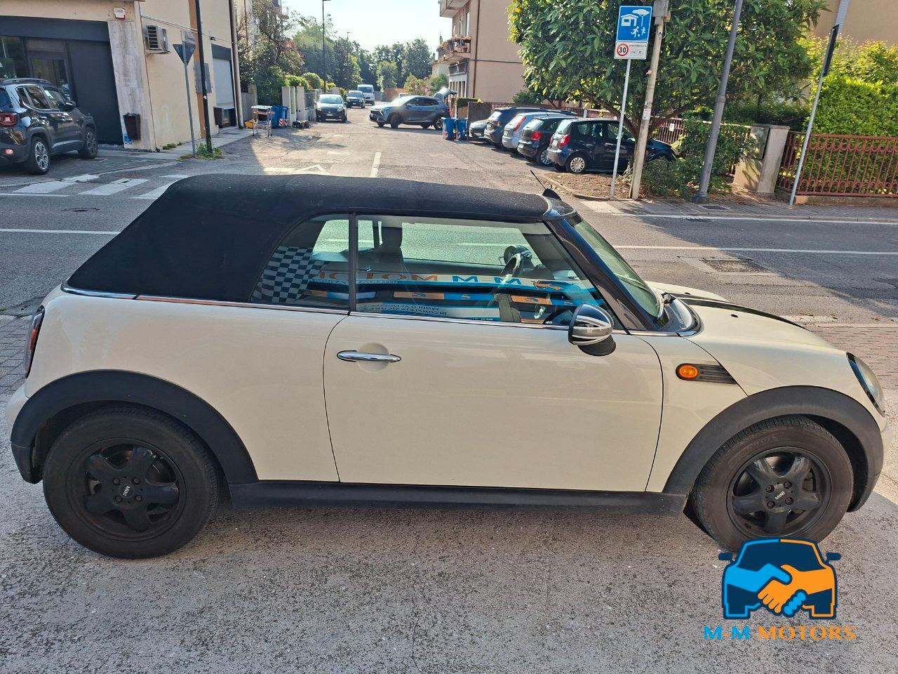 Mini Cabrio Cooper 1.6 120cv neo patentati
