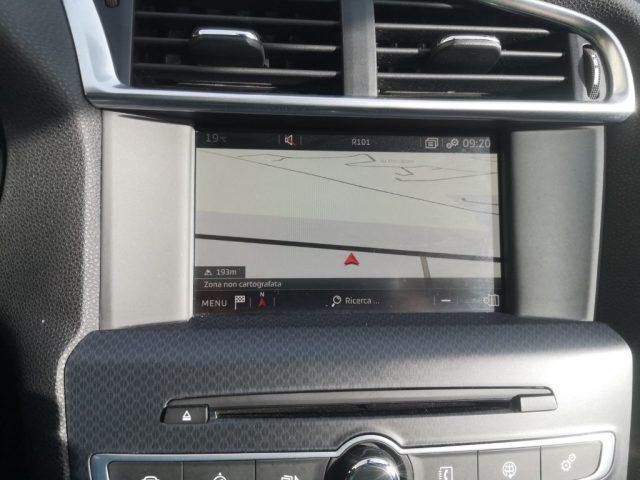 DS AUTOMOBILES DS 4 BlueHDi 120 Connected Chic