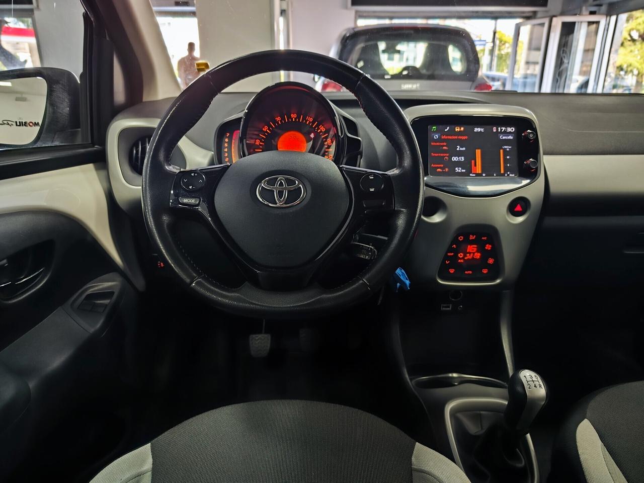 Toyota Aygo 1.0 VVT-i 69 CV 5 porte x-wave