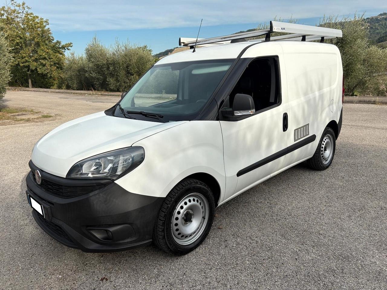 FIAT Doblò 1.4Turbo Bus. 120 All. Profess. 10.2020