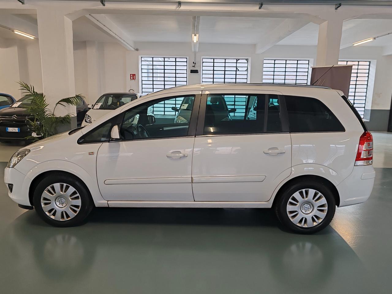 Opel Zafira 1.6 16V ecoM 150CV Turbo One