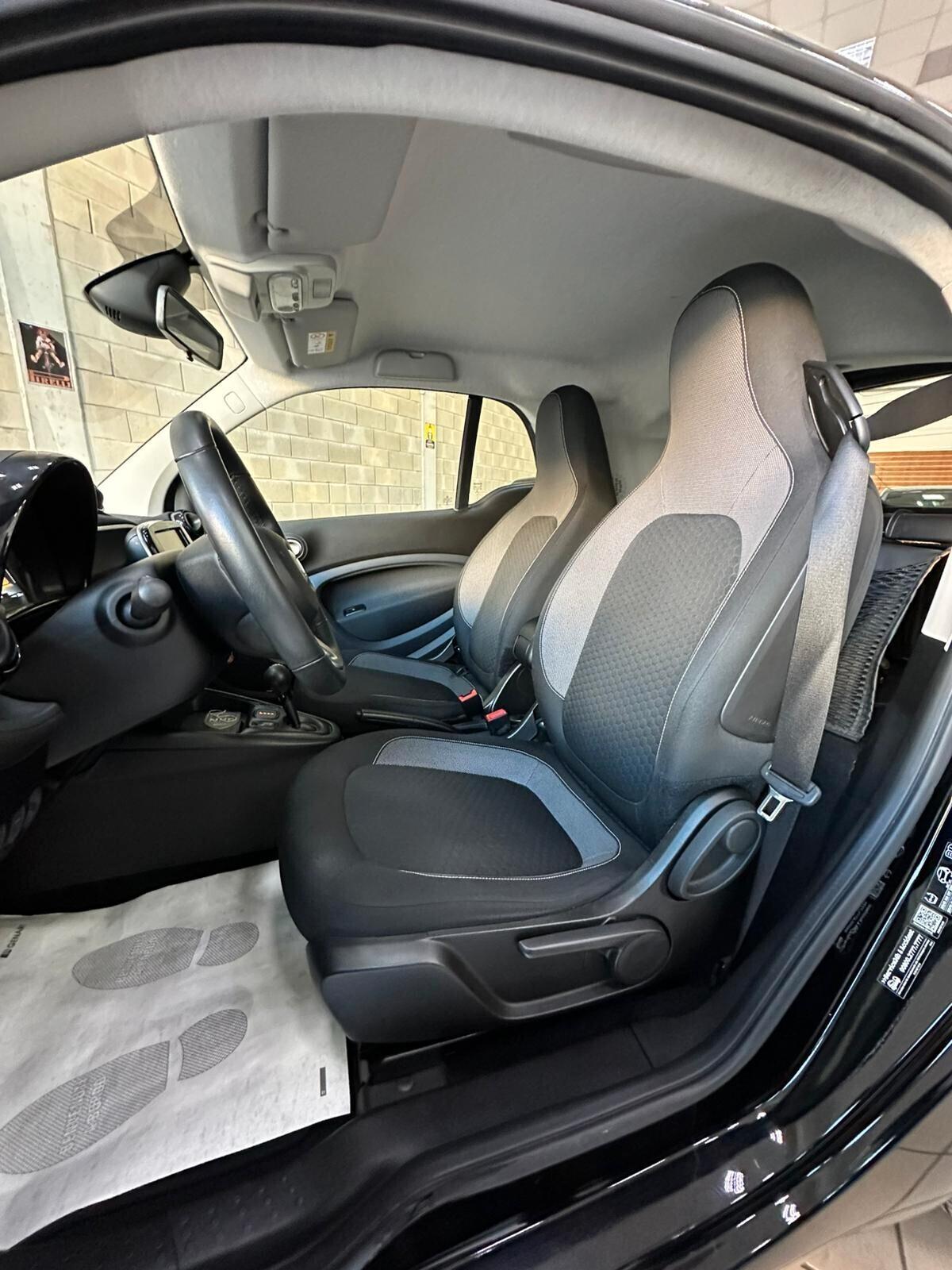 Smart ForTwo EQ Racingreen 41KW - 24 MESI GARANZIA