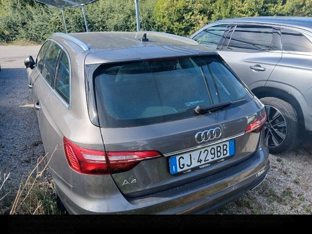 AUDI A4 AVANT 30 TDI 136CV S-TRONIC BUSINESS ( FARI LED - CRUISE - NAVI - PDC )