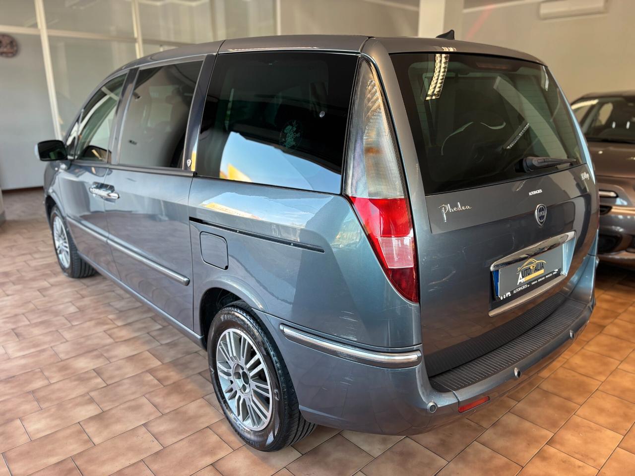 Lancia Phedra 2.0 MJT 136 CV Platino