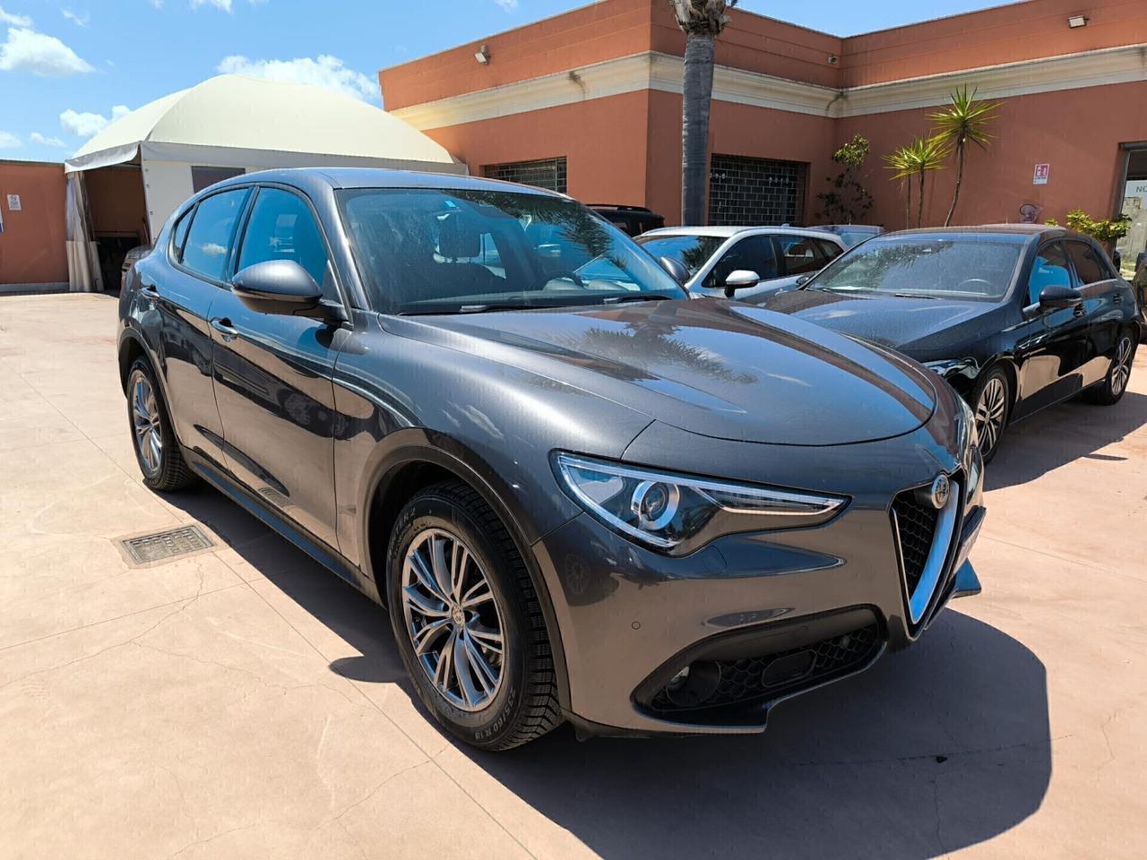 Alfa Romeo Stelvio 2.2 Turbodiesel 160 CV AT8 RWD Business
