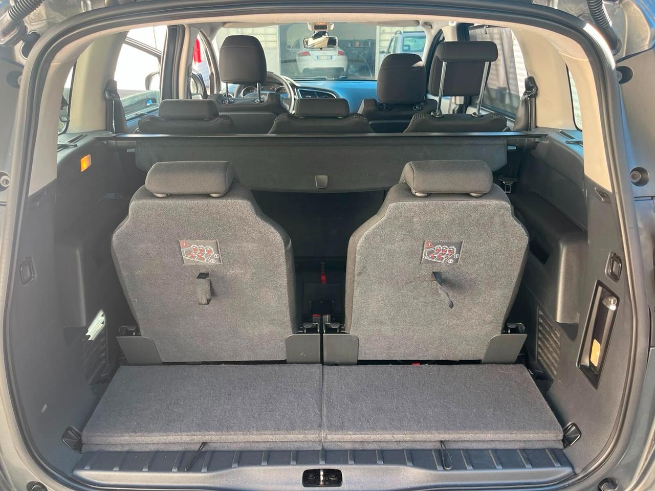 Peugeot 5008 1.6 VTi 120CV Tecno 7 POSTI