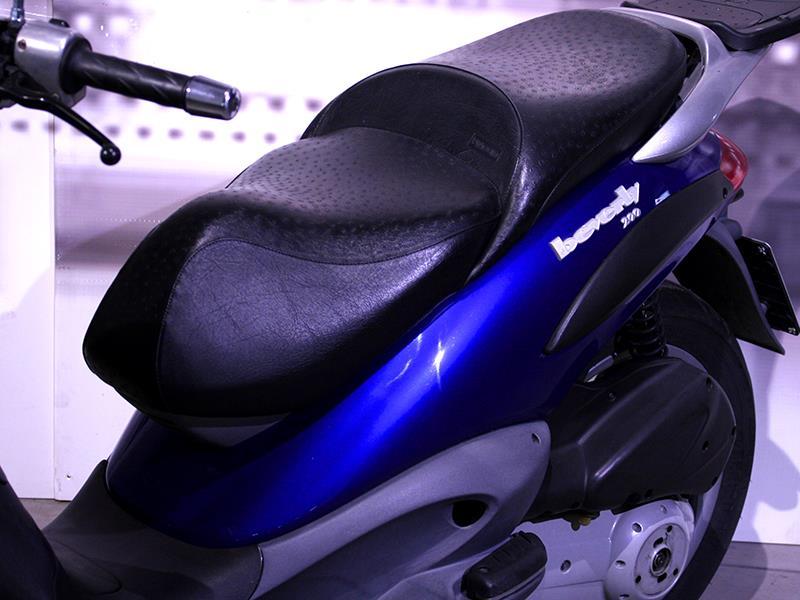 Piaggio Beverly 200