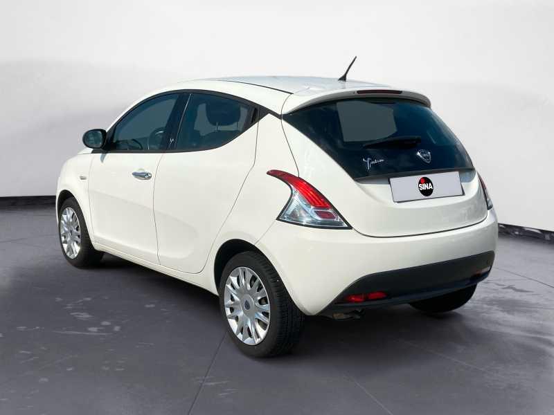 LANCIA Ypsilon 1.2 8v Silver 69cv