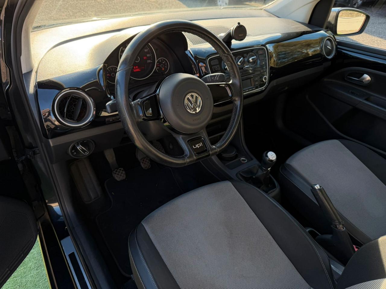 Volkswagen up! 1.0 75 CV 3p. high