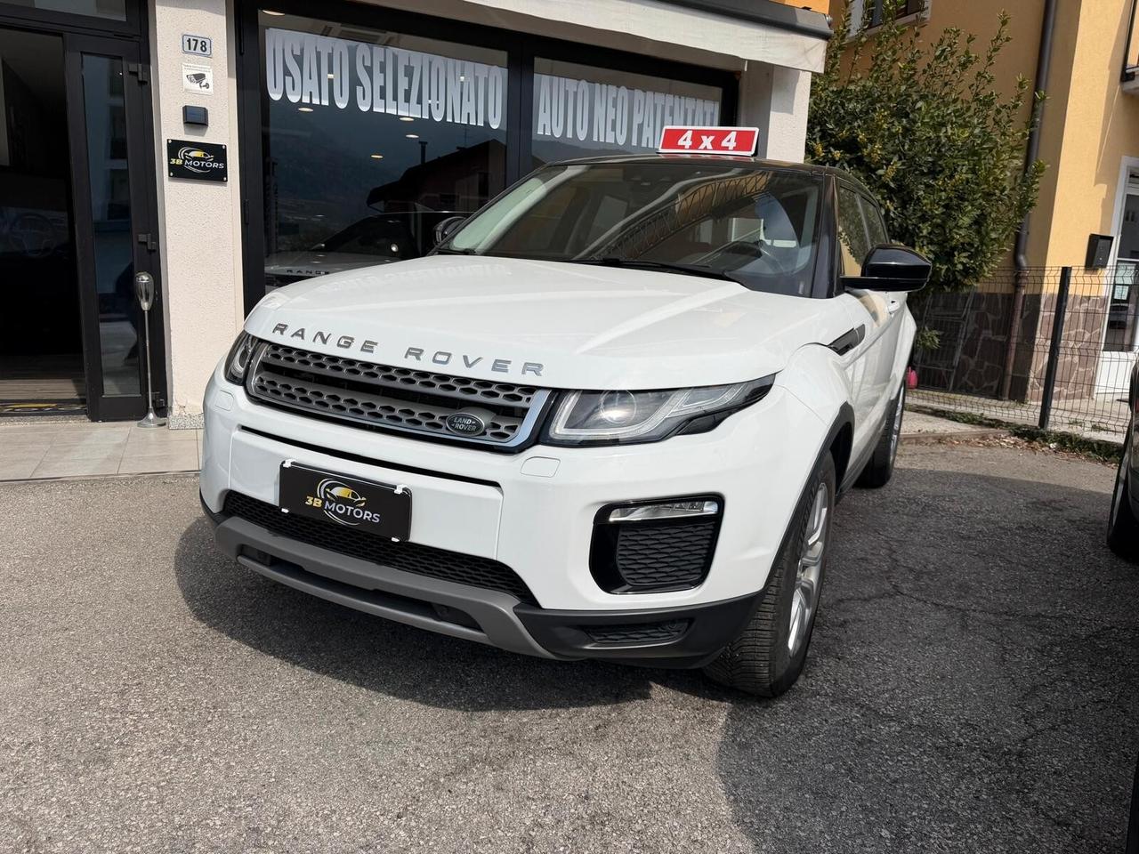 Land Rover Range Evoque 2.0 TD4 150 CV 5p. SE