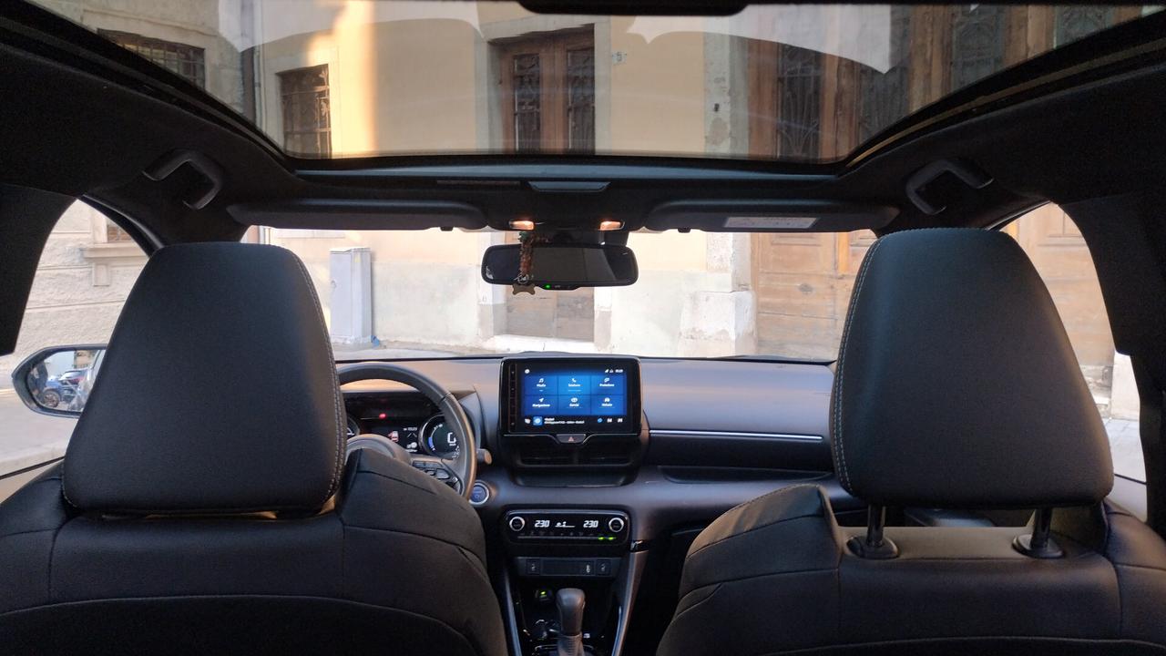 Toyota Yaris 1.5 Hybrid 5 porte Lounge