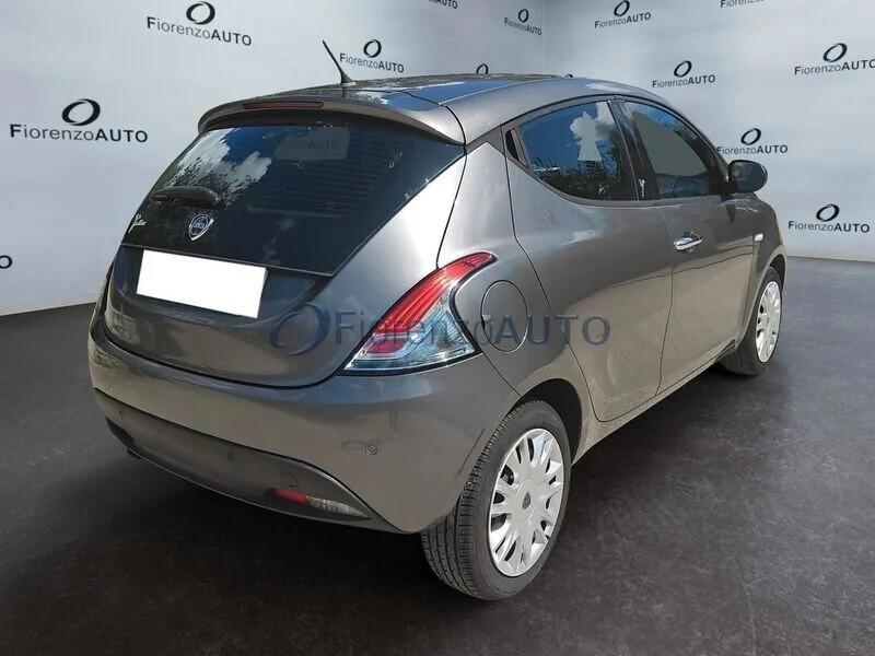 Lancia Ypsilon 1.2 69 CV 5 porte Gold (PREZZO REALE)