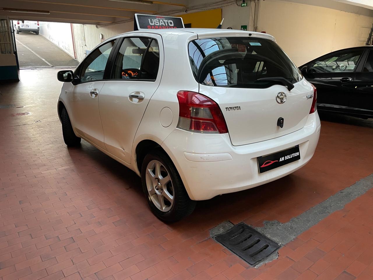 Toyota Yaris 1.0 Neopatentati Euro 5