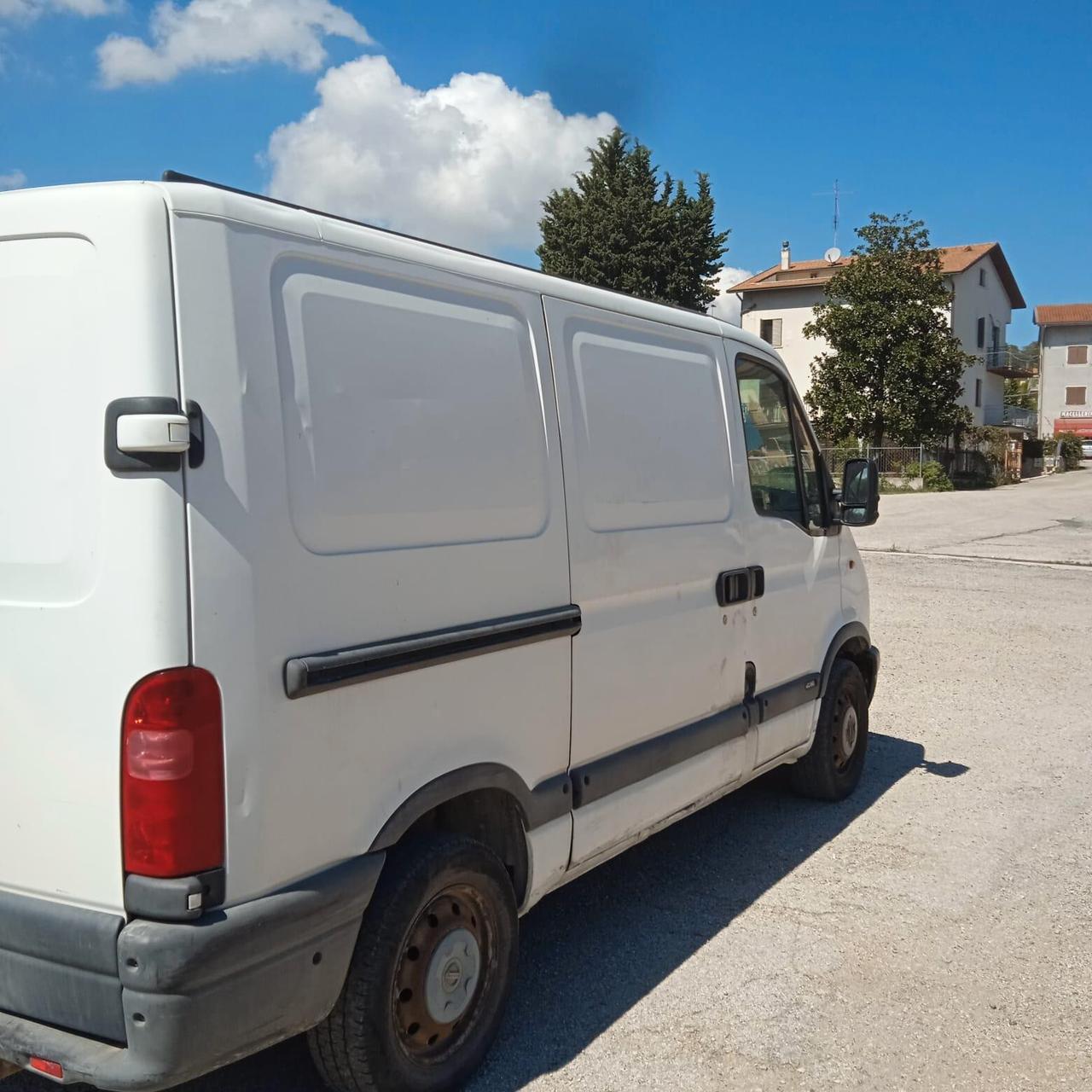 Nissan Interstar V28 2.2 dCi 90 PC Furgone L