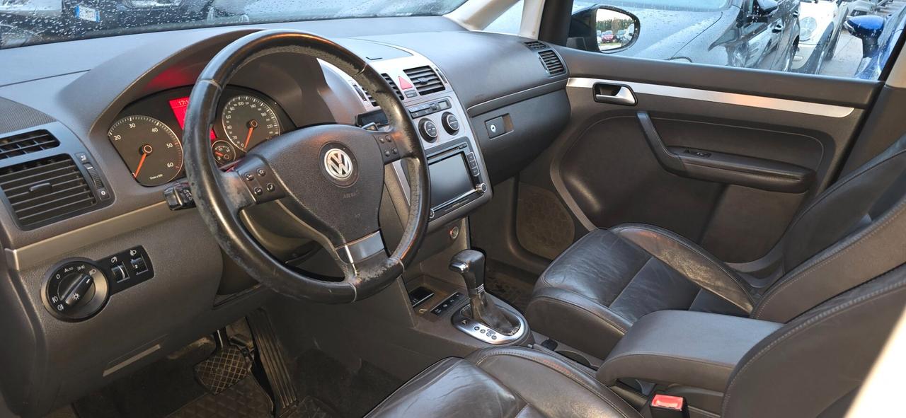 Volkswagen Touran 2.0 TDI 170CV DPF Highline