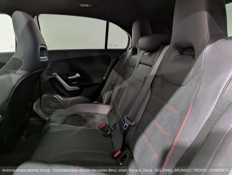 Mercedes-Benz Classe A 180 D PREMIUM AMG LINE AUTOMATIC ''NEOPATENTATI''