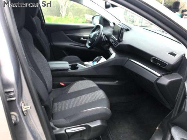 PEUGEOT 3008 3008 1.5bluehdi 130CV EAT8 Active Business-GG417HX