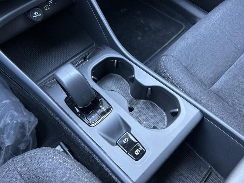 Volvo XC40 B3 automatico Essential 12.485 KM!! PARI NUOVO