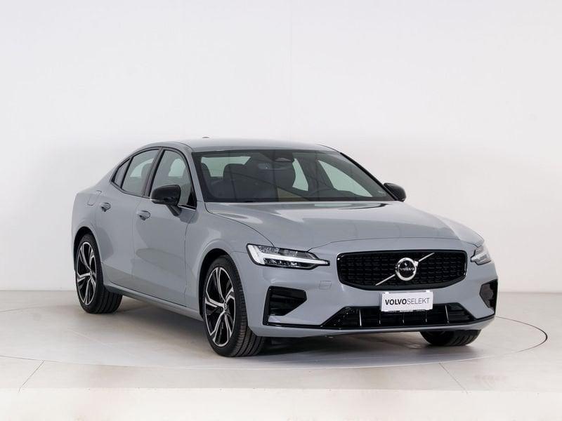 Volvo S60 B4 automatico Plus Dark