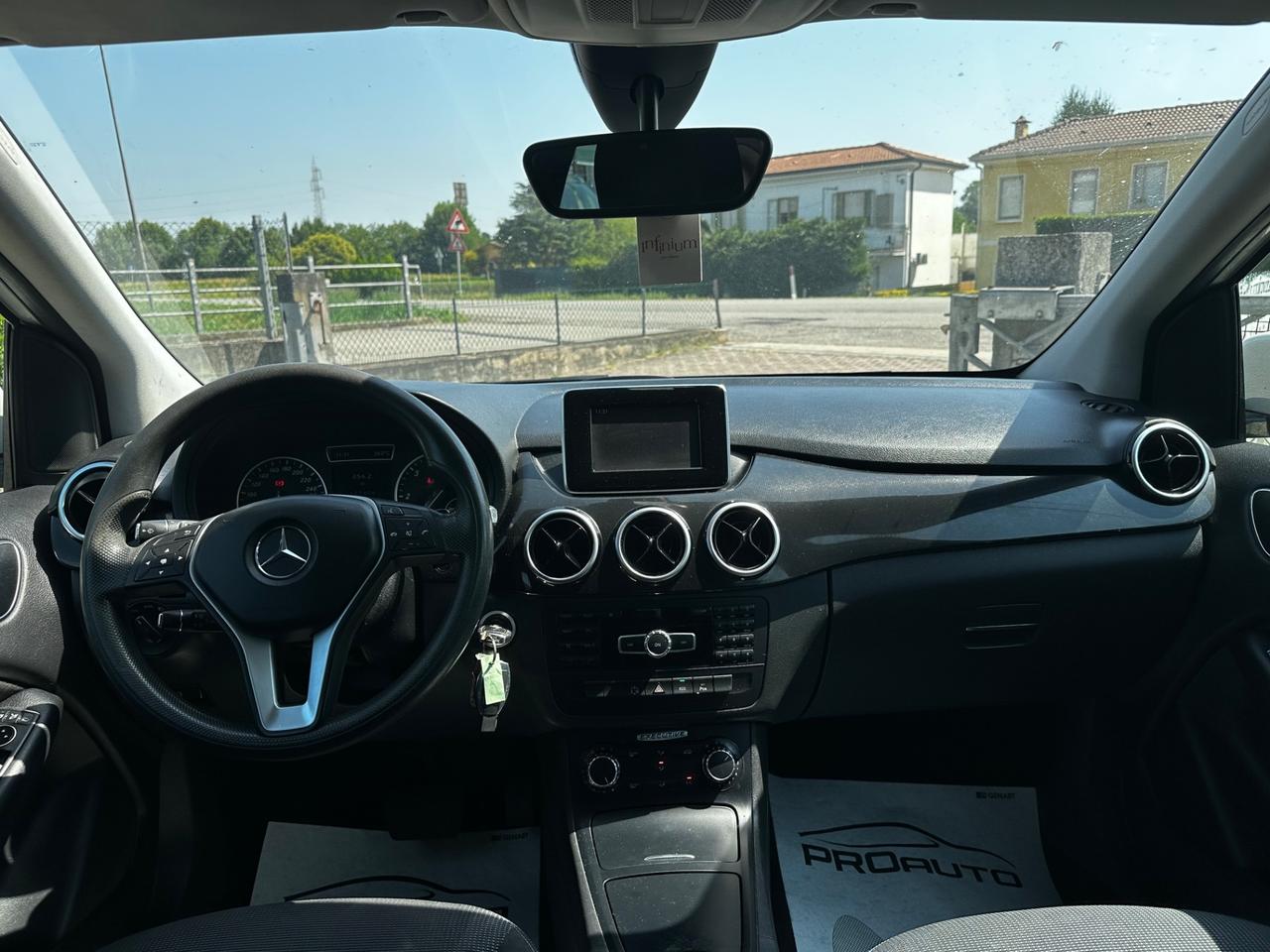 Mercedes-benz B 180 CDI BlueEFFICIENCY Premium