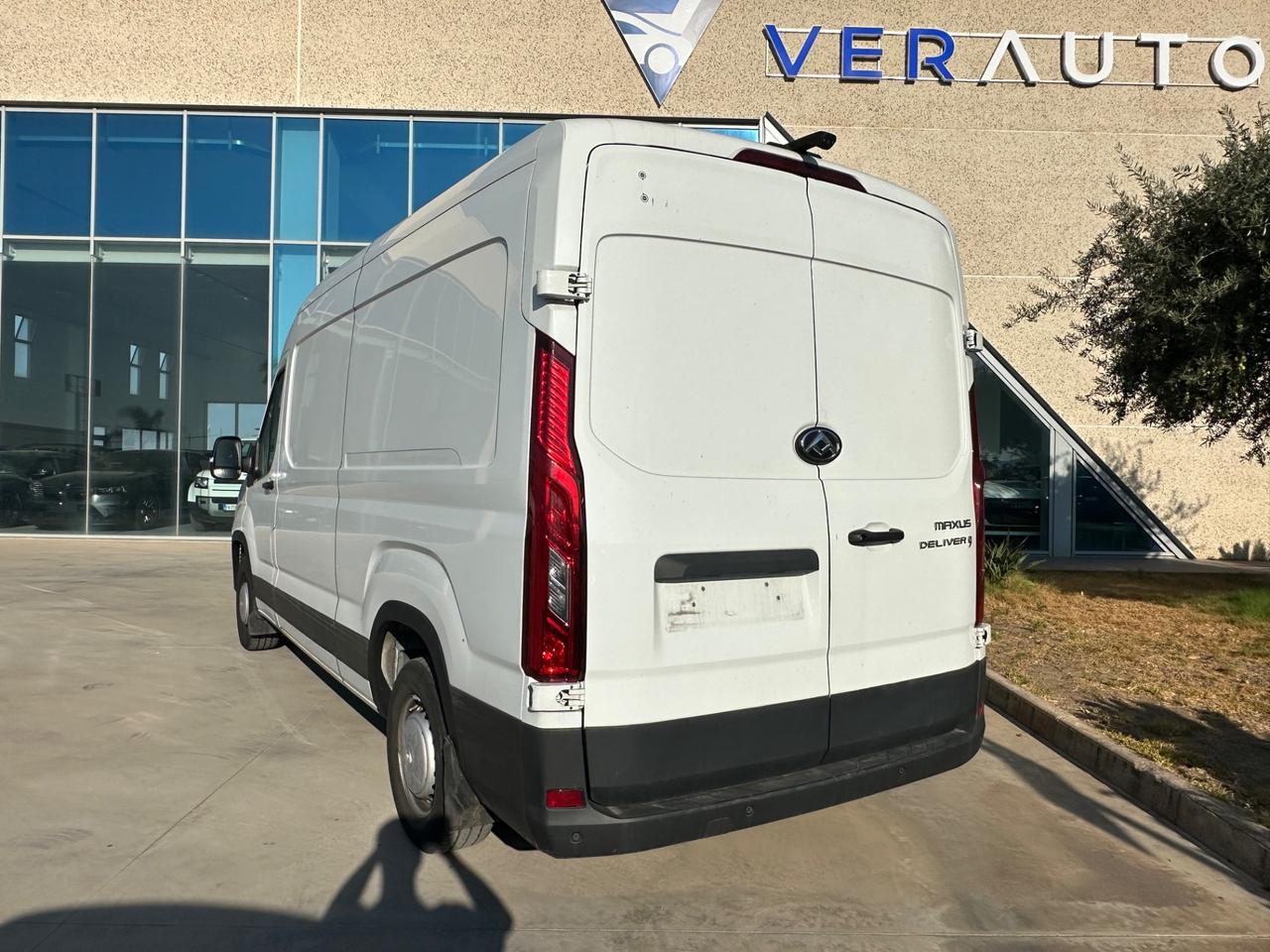 Maxus Deliver9 FWD possibilità noleggio no scoring