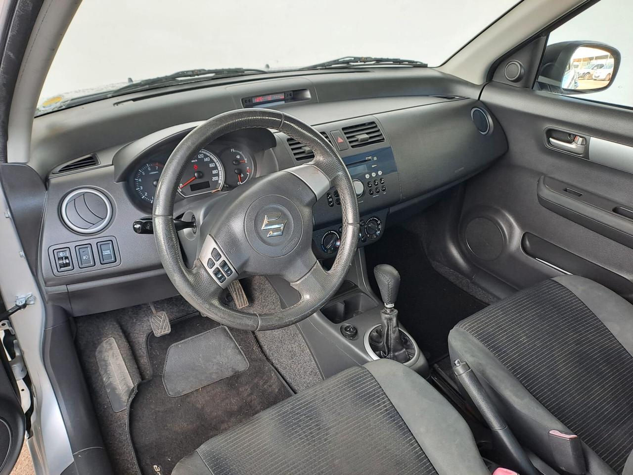 Suzuki Swift 1.3 3p. GL