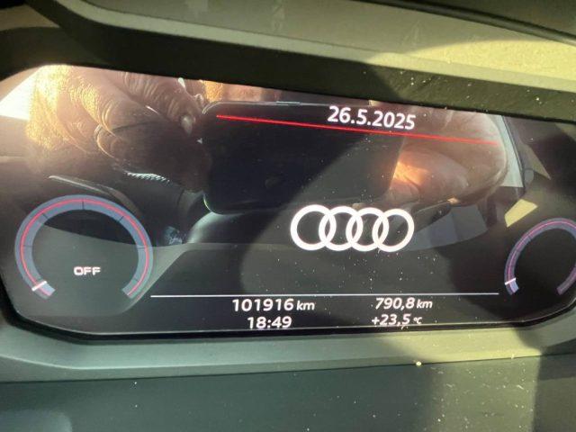 AUDI Q3 35 TDI quattro Business Advanced