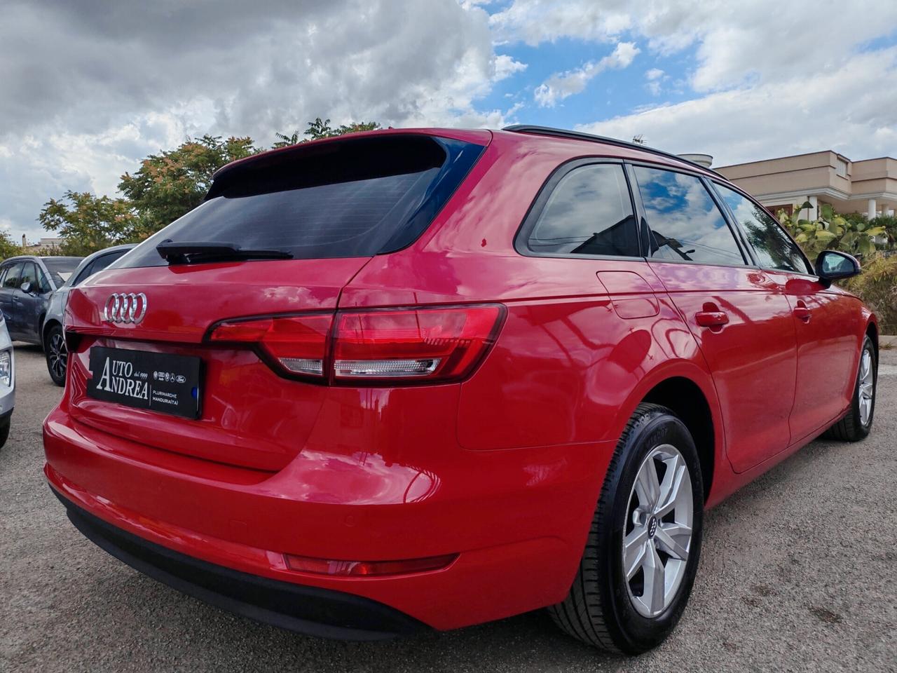 Audi A4 Avant 2.0 TDI 150CV Navig led 2018