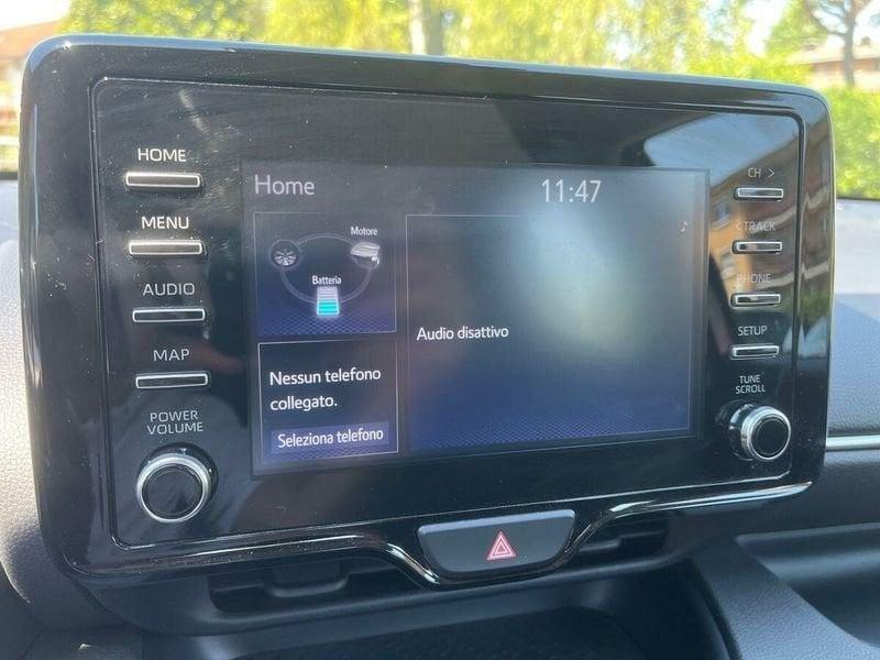 Toyota Yaris Hybrid Trend MY22