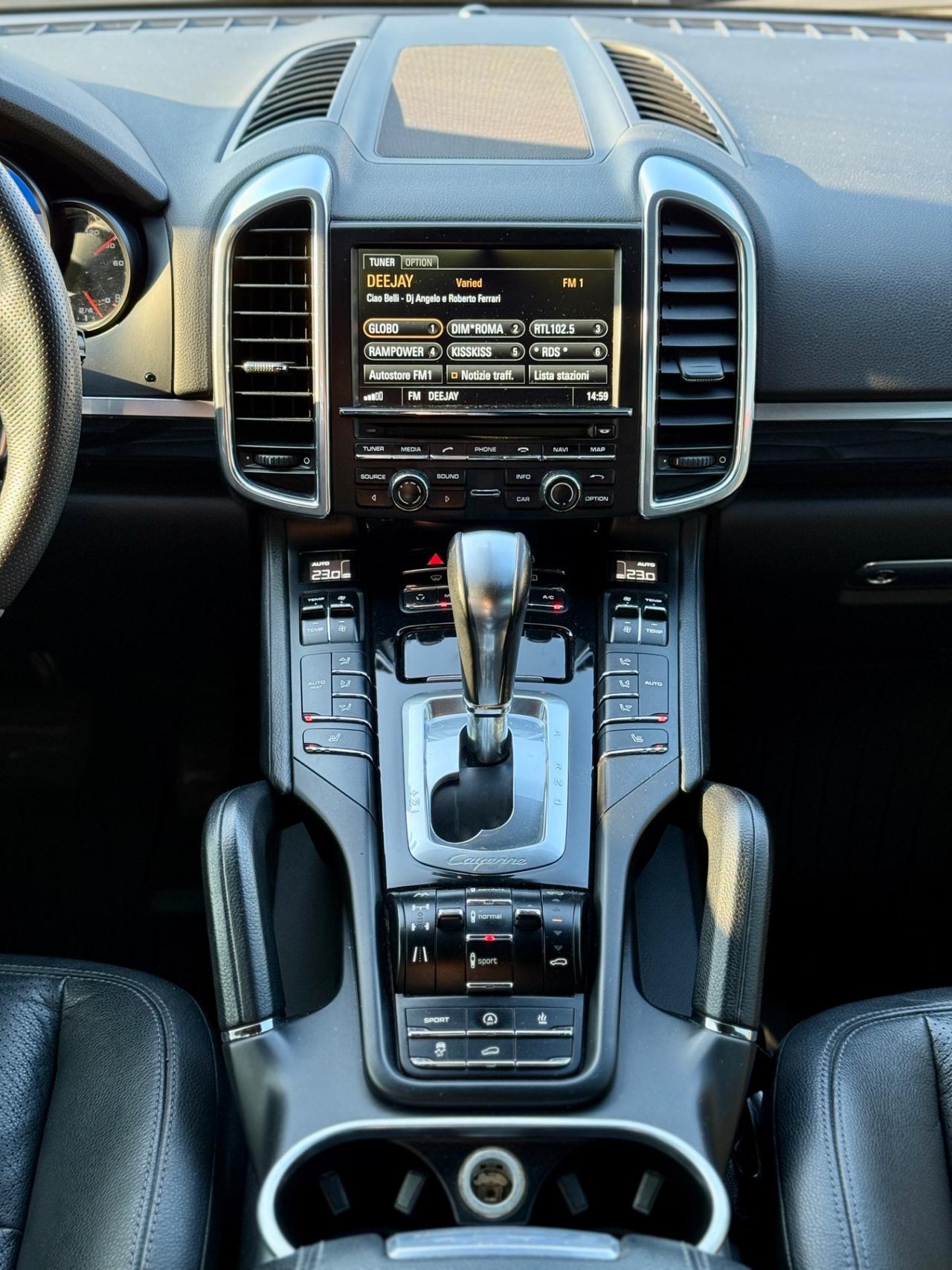 Porsche Cayenne 3.0 Diesel 2012 21”