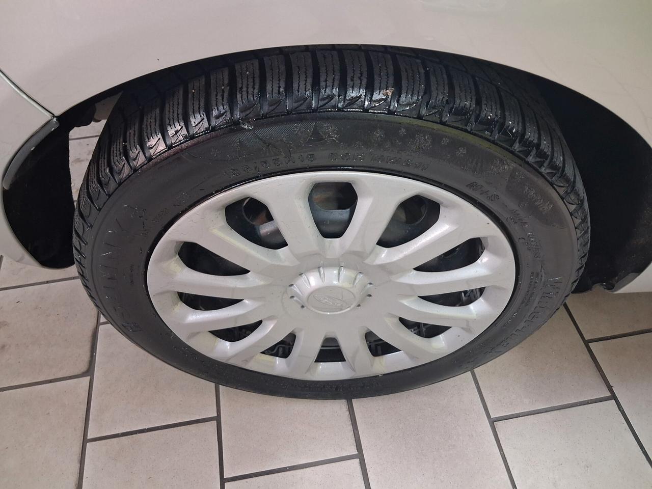 Ford Fiesta 1.5 TDCi 75CV 5 porte 2013 unico prop