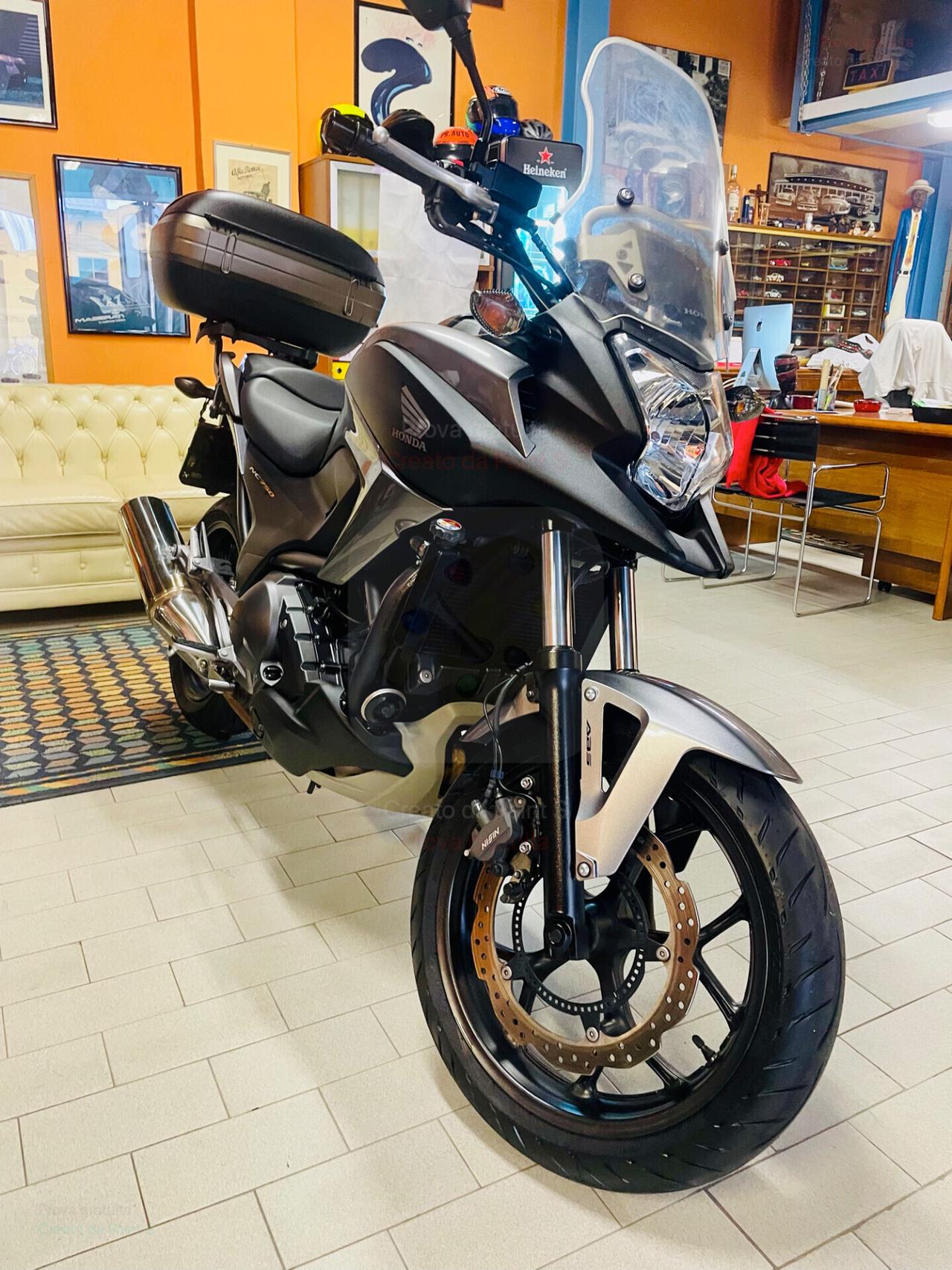 Honda NC 750 X DTC AUTOMATICA