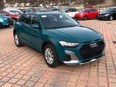 Audi A1 citycarver 25 TFSI Identity Contrast