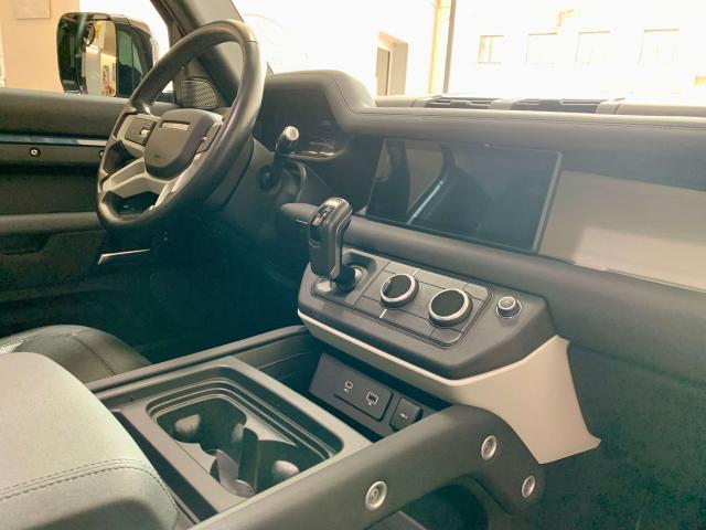 Land Rover Defender Defender 90 3.0d i6 mhev HSE awd 250cv auto