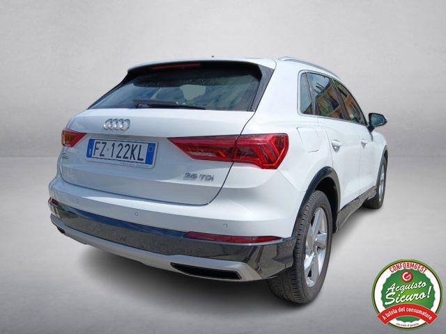 AUDI Q3 35 TDI Business Advanced