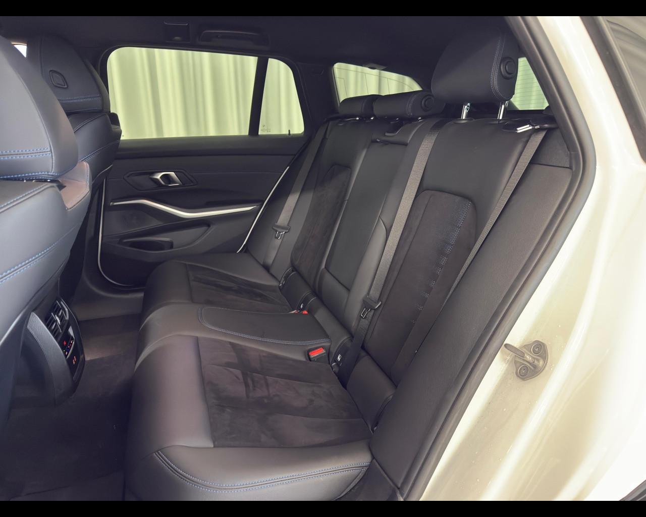 BMW 318d Touring