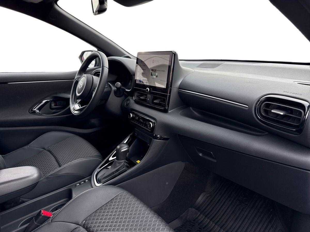 TOYOTA Yaris IV 2020 - Yaris 1.5h 130 Lounge