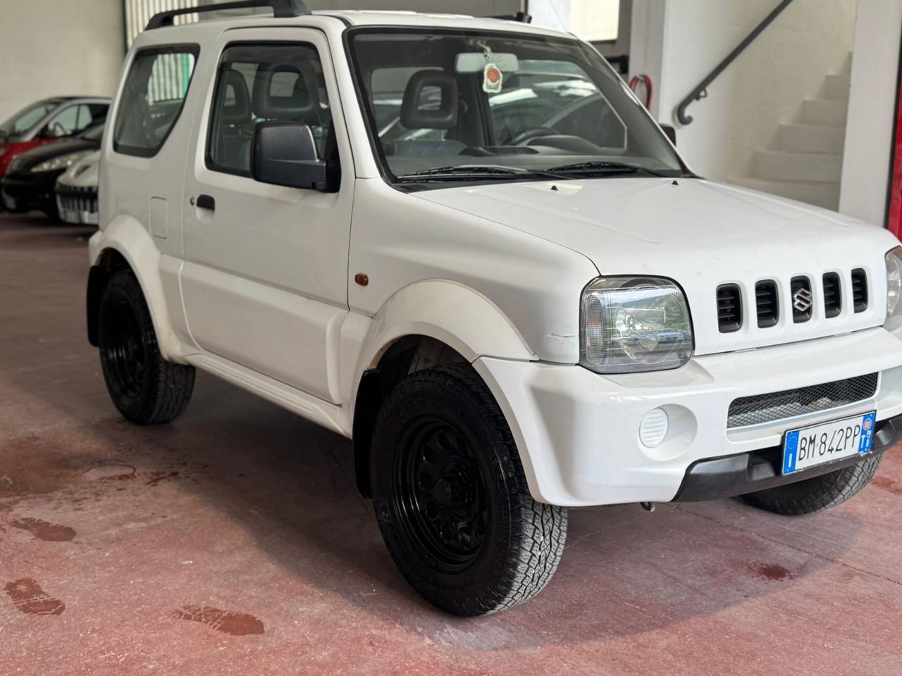 Suzuki Jimny 1.3i 16V cat 4WD JLX SI NEOPATENTATI