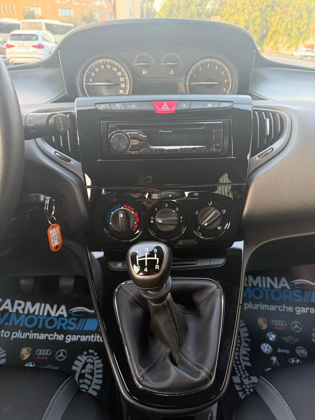 Lancia Ypsilon 1.2 69 CV SOLI 70084 km