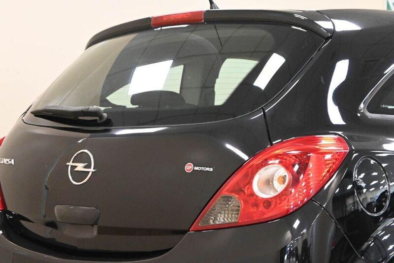 Opel Corsa Corsa 1.2 3 porte Club