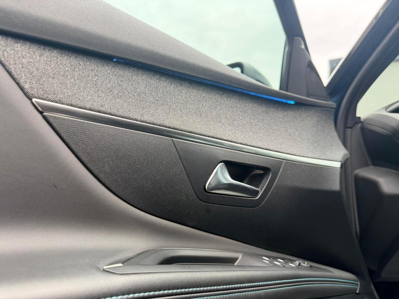 Peugeot 3008 BlueHDi 130 S&S Allure Pack