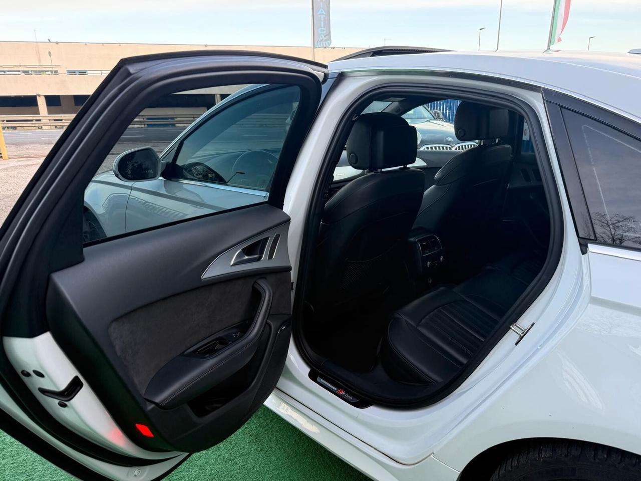 Audi A6 3.0 TDI 272 CV quattro S tronic Business Plus