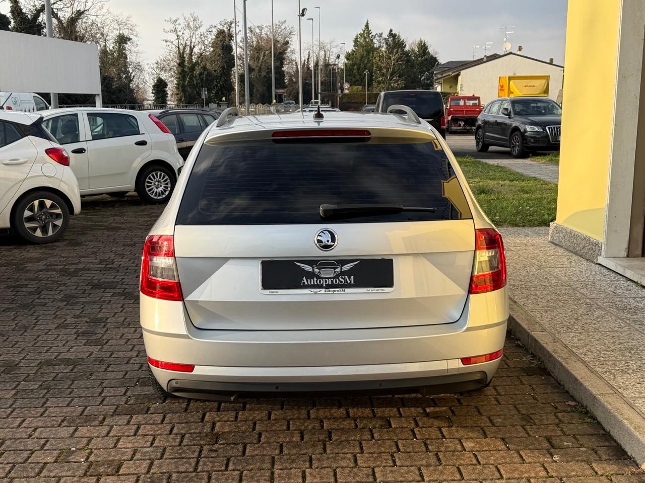 Skoda Octavia 1.6 TDI CR 115 CV DSG Wagon Executive