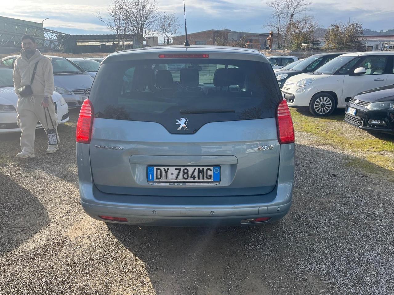 Peugeot 5008 2.0 HDi 150CV Féline 208.000 KM
