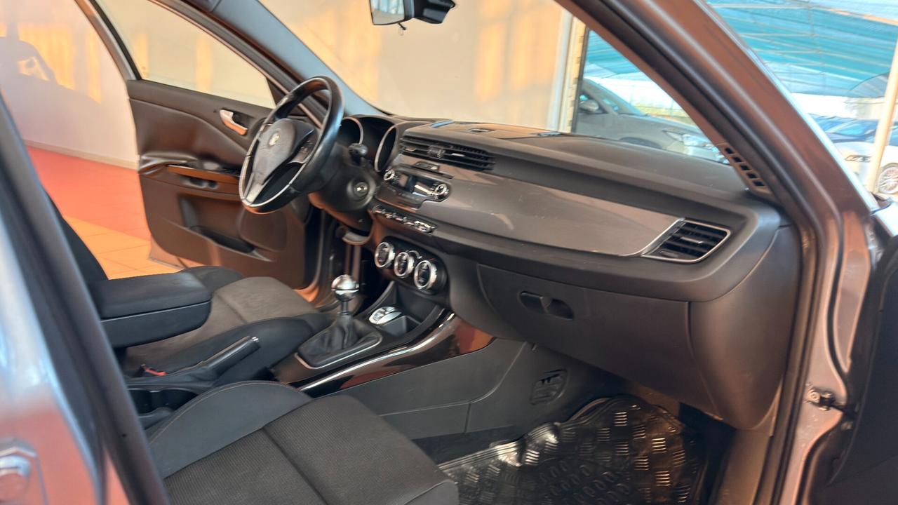 Alfa Romeo Giulietta 2.0 JTDm-2 140 CV Exclusive