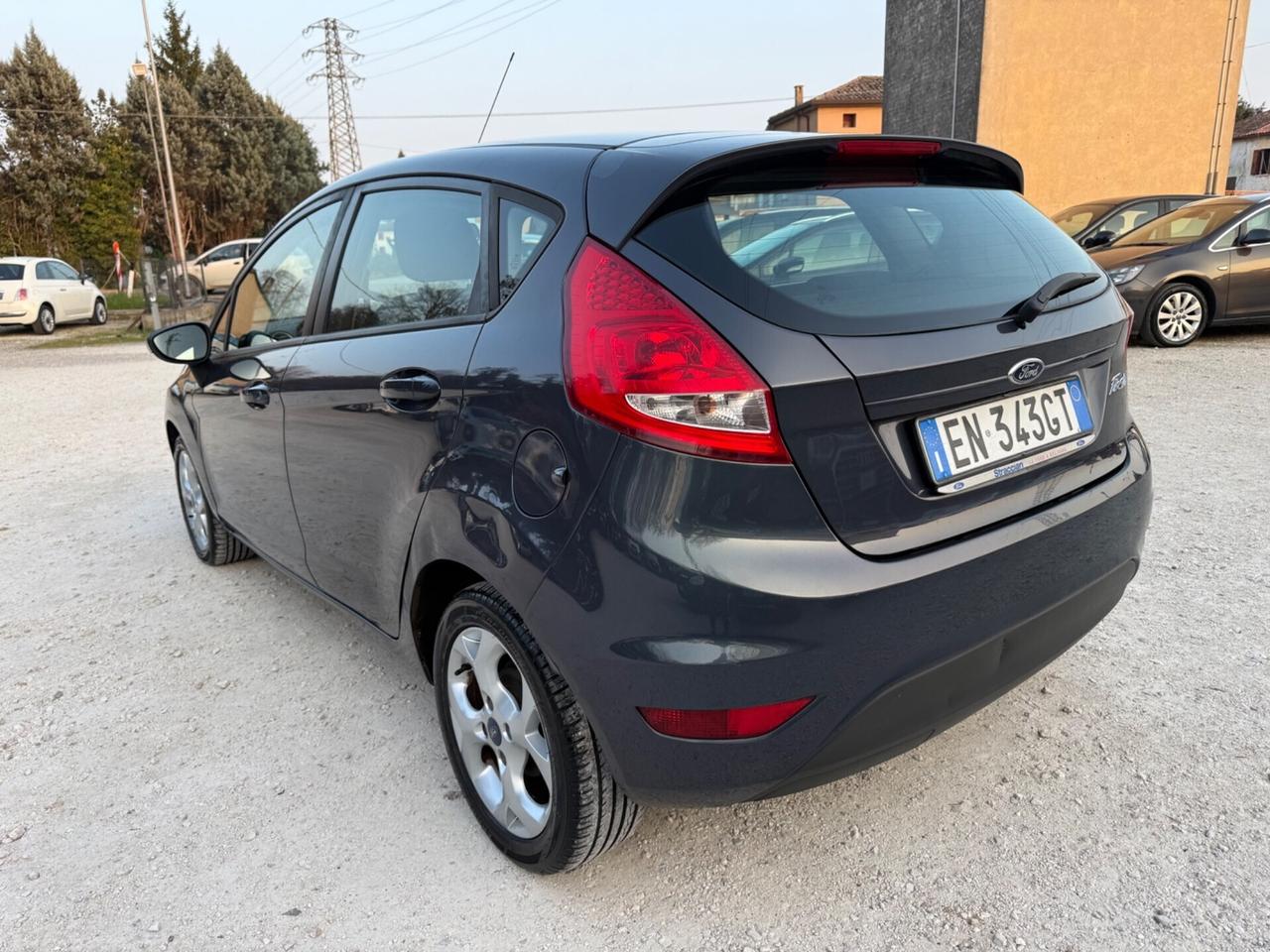 Ford Fiesta 1.4 16V 5p.Bz.- GPL Business UNICO PRO